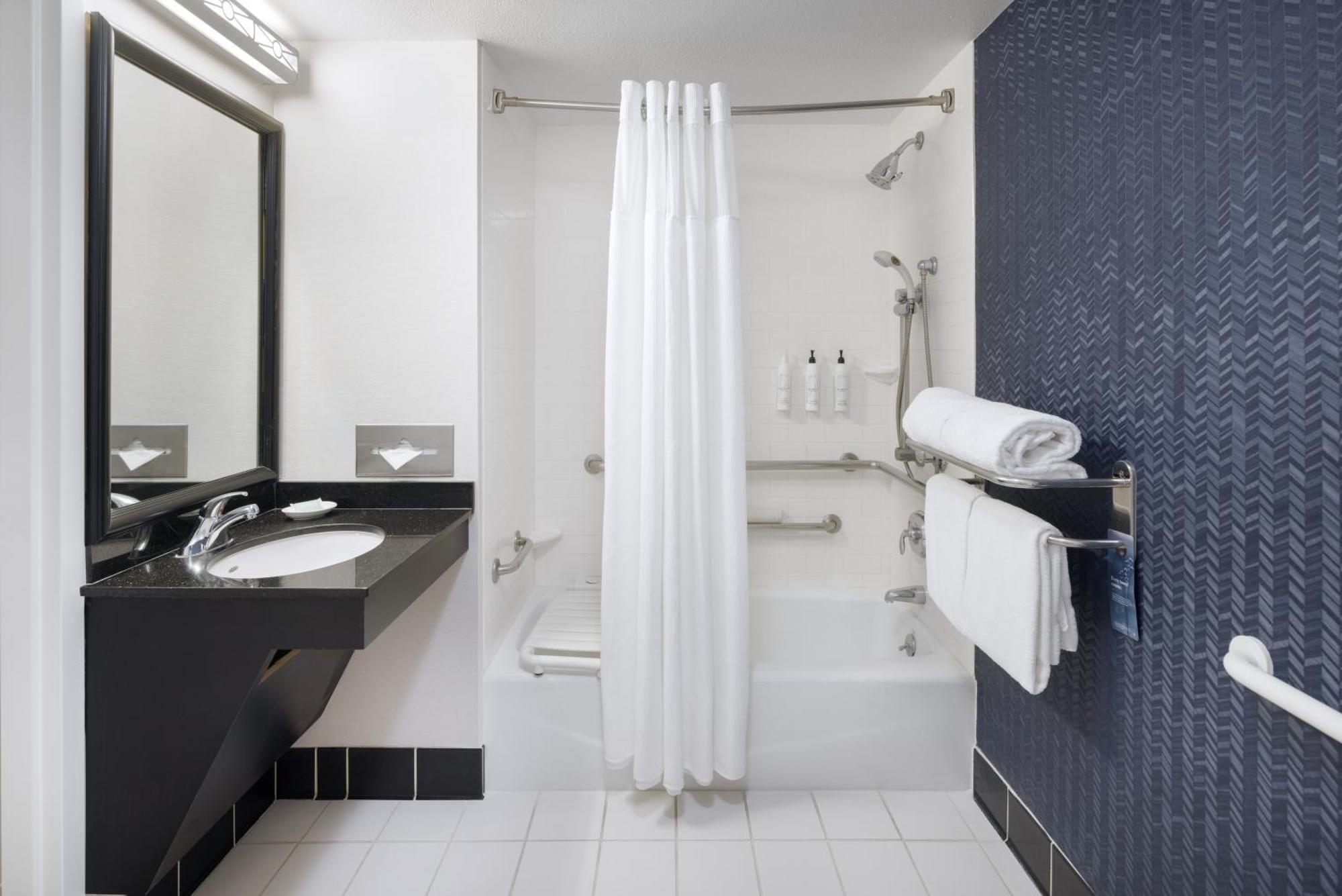 Fairfield Inn And Suites Turlock Ngoại thất bức ảnh
